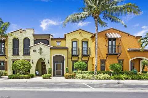 9064 Capistrano, NAPLES, FL 34113