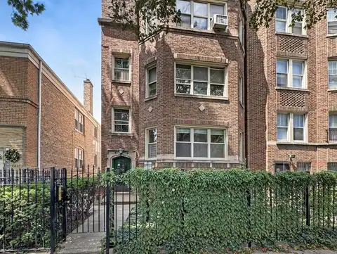 8234 S Ingleside Avenue, Chicago, IL 60619