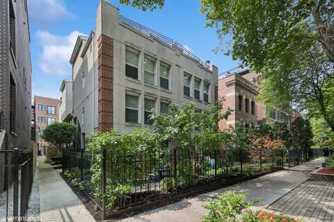 2660 N Bosworth Avenue, Chicago, IL 60614