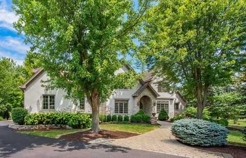 6918 Inverway Drive, Lakewood, IL 60014