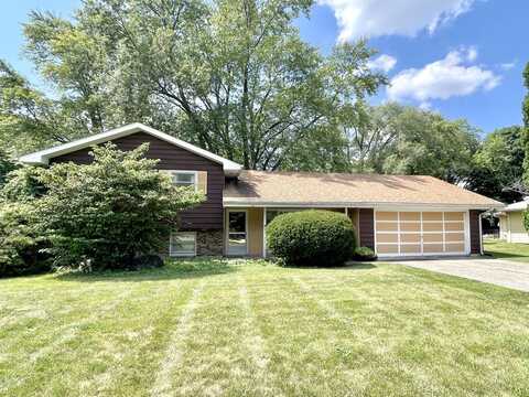 1900 Charles Lane, Aurora, IL 60505