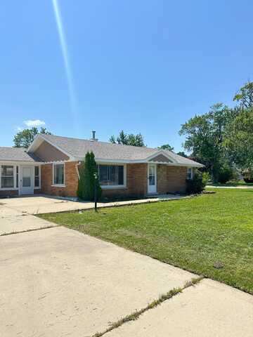 9405 S 76th Court, Hickory Hills, IL 60457