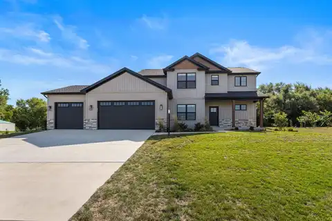 104 Shady Lane, Monticello, IL 61856