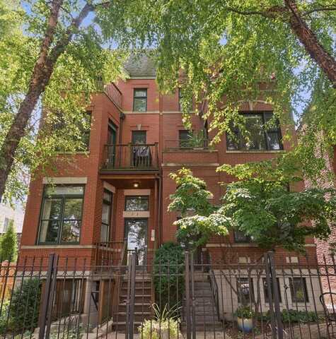 2031 W EVERGREEN Avenue, Chicago, IL 60622