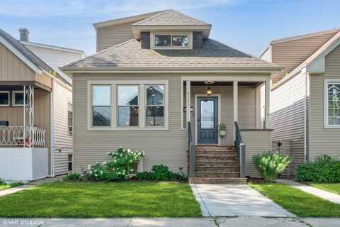 5151 W Winona Street, Chicago, IL 60630