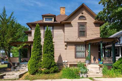 356-358 N SPRING Street, Elgin, IL 60120