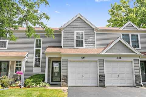 1684 College Green Drive, Elgin, IL 60123