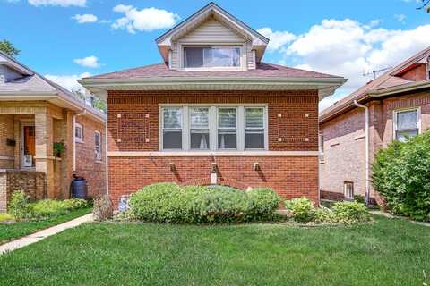 3742 Clinton Avenue, Berwyn, IL 60402