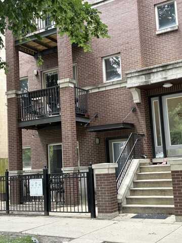 1226 S Blue Island Avenue, Chicago, IL 60608