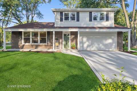 353 Berry Drive, Naperville, IL 60540