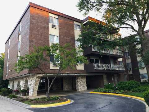 1331 S Finley Road, Lombard, IL 60148