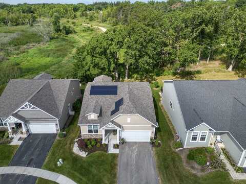 824 Spring Drive, Lindenhurst, IL 60046