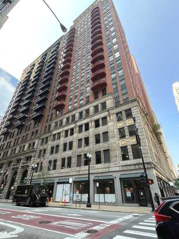 208 W Washington Street, Chicago, IL 60606