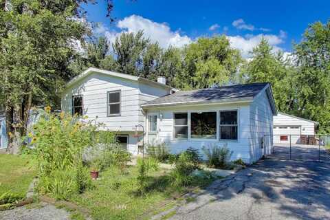 1702 Knoll Avenue, McHenry, IL 60050