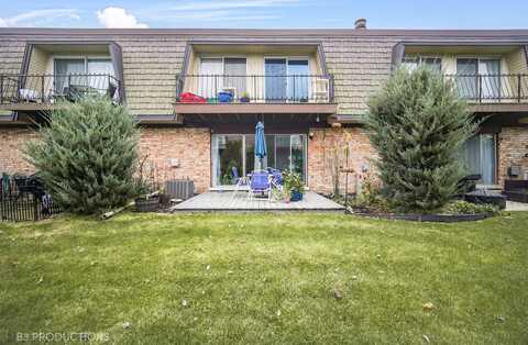 5 Cour Caravelle, Palos Hills, IL 60465