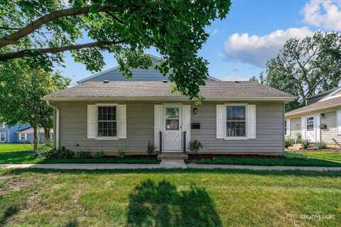 1489 Woodcutter Lane, Wheaton, IL 60189