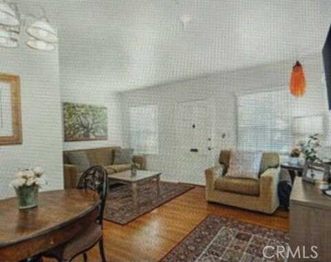 5805 E 2nd Street, Long Beach, CA 90803