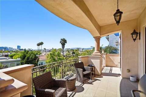 462 S Maple Drive, Beverly Hills, CA 90212