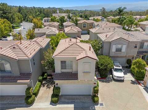 27849 Skycrest Cr, Valencia, CA 91354