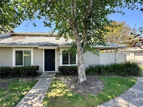 2526 S Laurelwood, Santa Ana, CA 92704