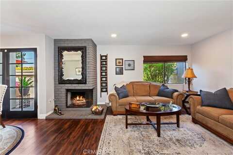 401 Corte Rojo, Upland, CA 91786