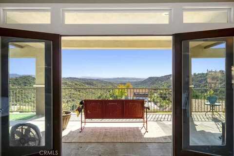 19401 Oakie Doakie, Trabuco Canyon, CA 92679