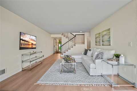 54 Cresta Verde Drive, Rolling Hills Estates, CA 90274
