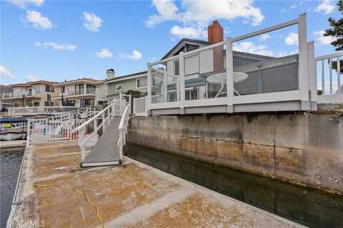 4144 W Hemlock Street, Oxnard, CA 93035