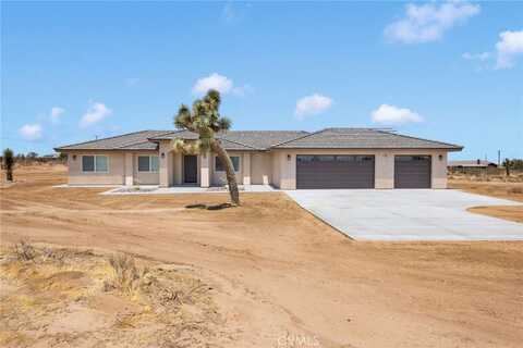 8966 Sunset Road, Phelan, CA 92371