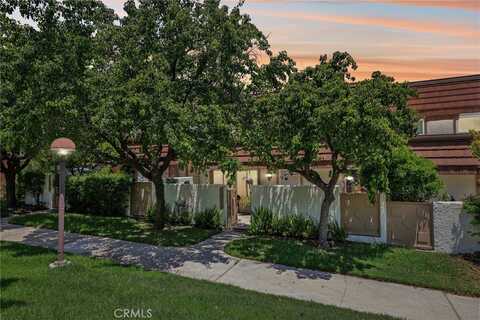 10161 Larwin Avenue, Chatsworth, CA 91311