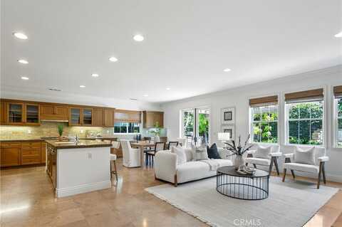 11 Flora Springs, Irvine, CA 92602