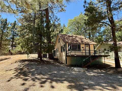 524 Fir Drive, Green Valley Lake, CA 92341