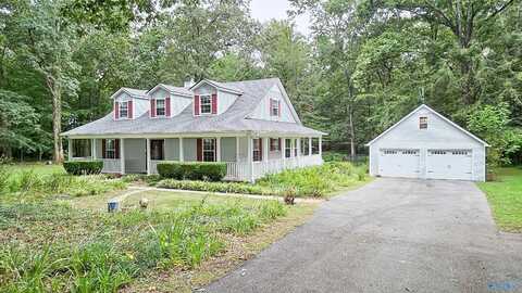 13715 Blackburn Road, Athens, AL 35611