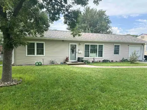 1327 Elm Ave, Norfolk, NE 68701