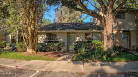 3801 CROWN POINT Road unit: 1151, Jacksonville, FL 32257