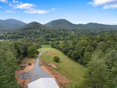 115 Ash Loop Road, Hayesville, NC 28904