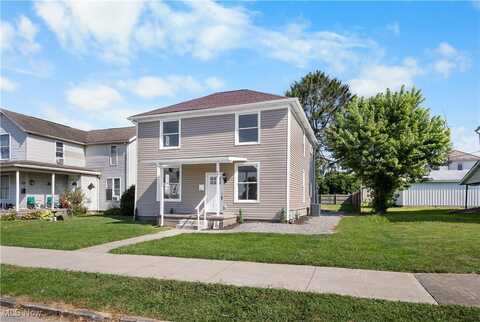 226 High Avenue, Byesville, OH 43723