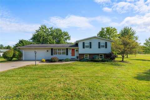 2926 Frost Road, Mantua, OH 44255