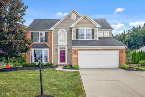 6051 Triple Crown Drive, Medina, OH 44256