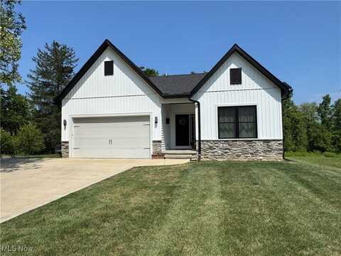 461 N Hambden Street, Chardon, OH 44024