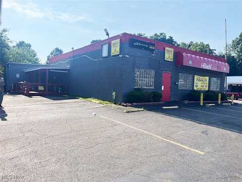 935 Brown Street, Akron, OH 44311