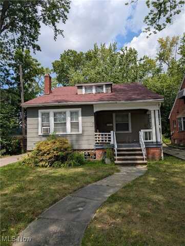 3451 Hartwood Road, Cleveland Heights, OH 44112