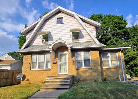 727 East Avenue, Akron, OH 44320