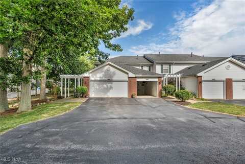 6705 Rosewood Court, Middleburg Heights, OH 44130