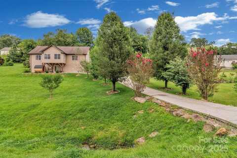 159 South Willow Brook Drive, Asheville, NC 28806