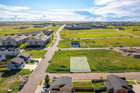 2907/2909 28th Court West, Williston, ND 58801