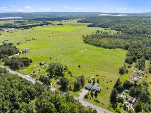 8688 Miller Rd, Alanson, MI 49706