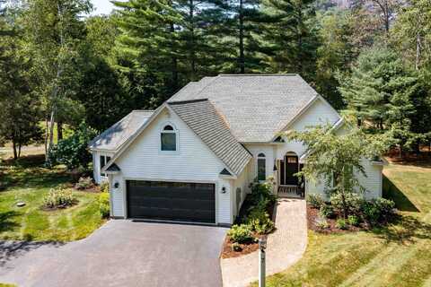 7 Fairway Drive, Hales Location, NH 03860