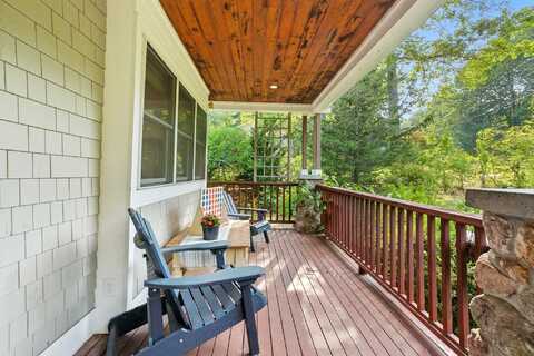 9 Dattillo Road, Derry, NH 03038