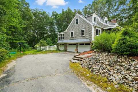 9 Dattillo Road, Derry, NH 03038